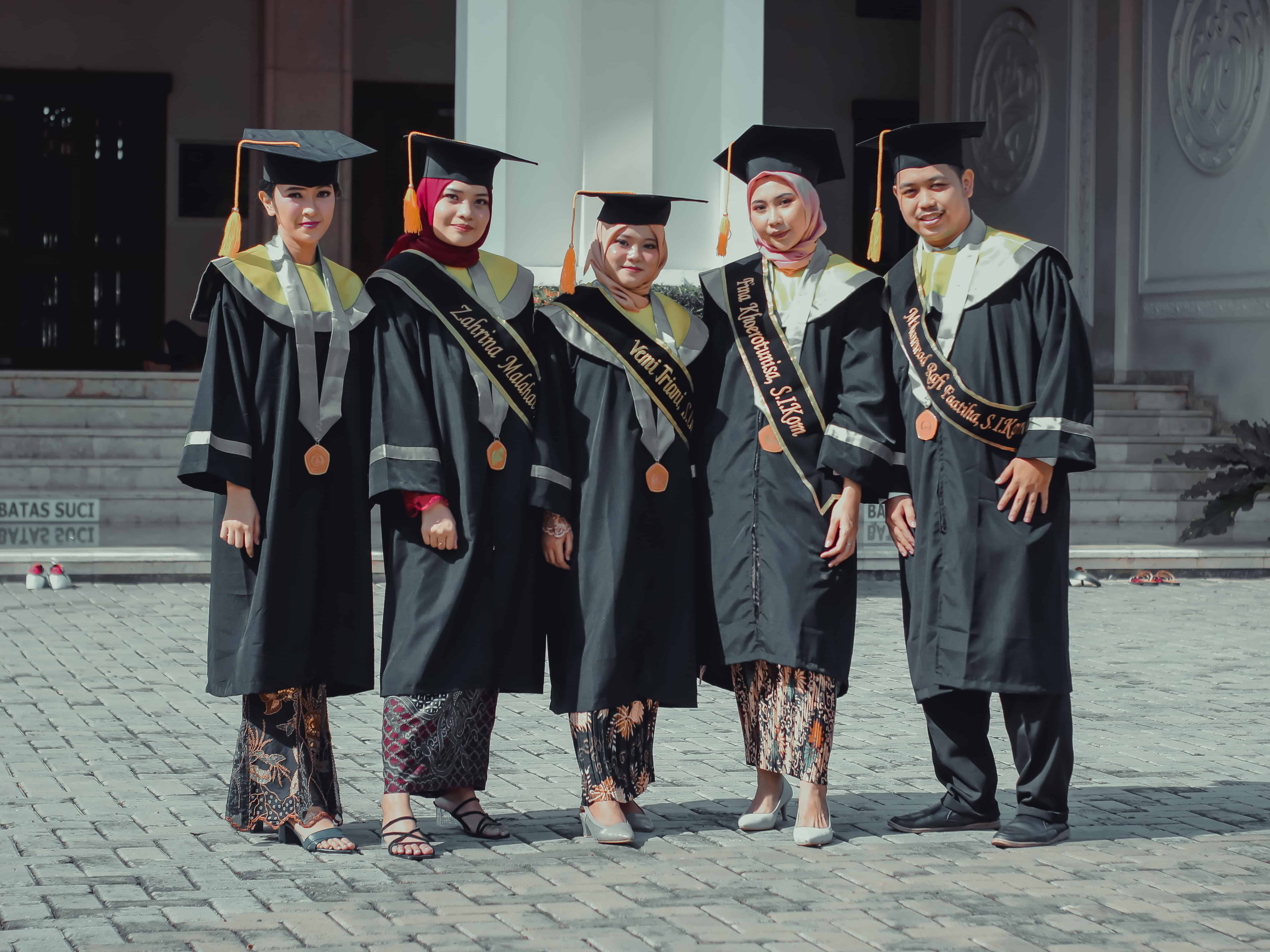 Membuat kenangan yang tidak bisa dilupakan dimomen spesial dalam hidup.